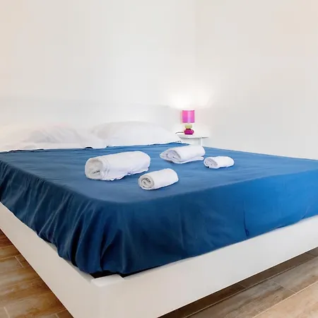 Prázdninový areál Riva Smeralda Camping 2*